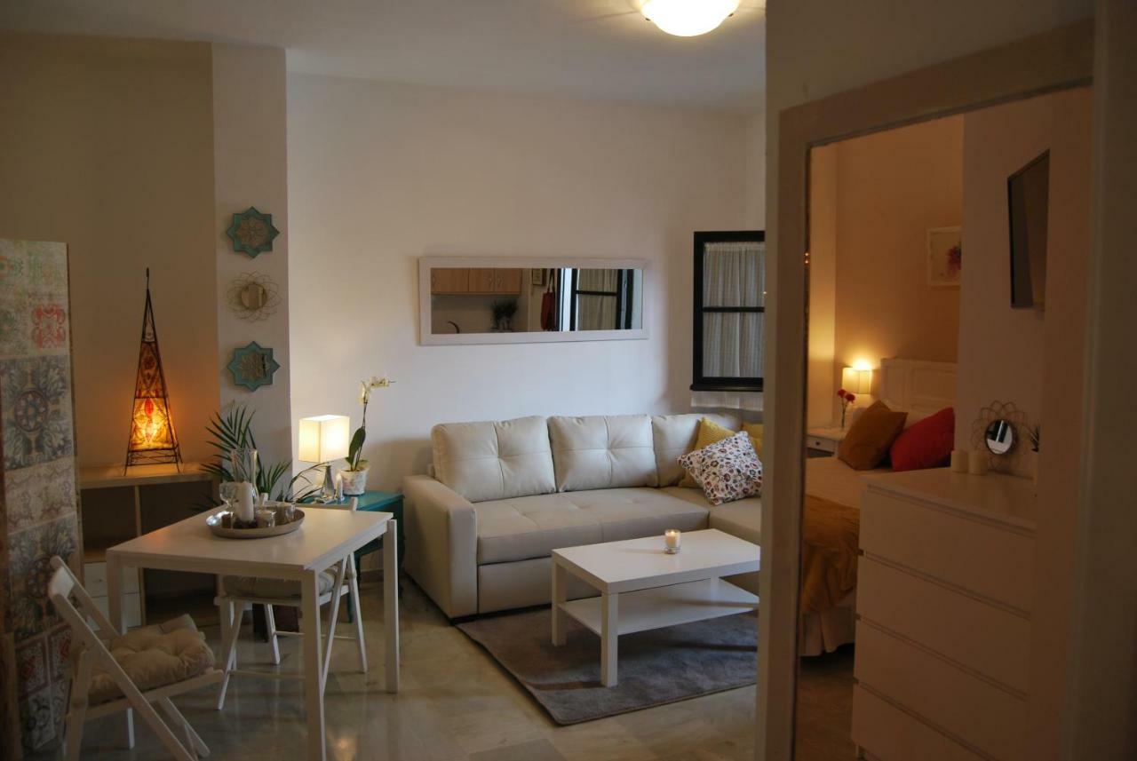 El Rincon De Aurora Apartment เซบีญา ภายนอก รูปภาพ